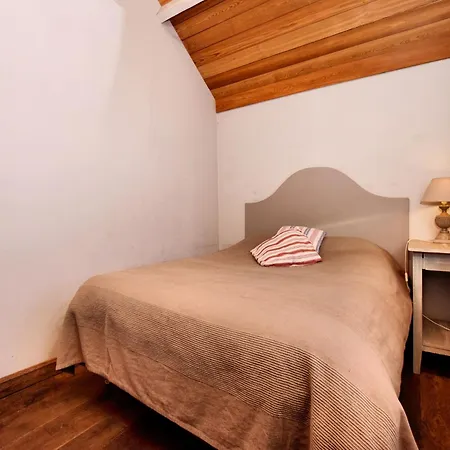 Cozy In - Grand-halleux Hébergement de vacances *